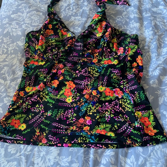 Floral tankini sz 14, 38DD - Picture 2 of 7